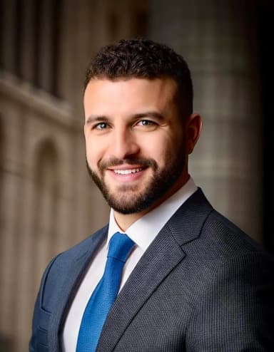 Portrait of Alex Abushanab